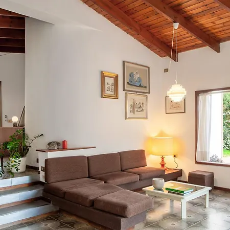 Immersa Nel Vicino Cagliari Mare Natura Relax Bed & Breakfast 3*