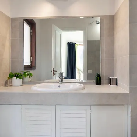 Immersa Nel Vicino Cagliari Mare Natura Relax Bed and breakfast