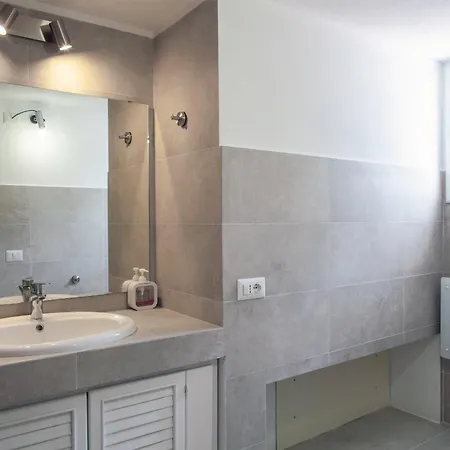 Immersa Nel Vicino Cagliari Mare Natura Relax Bed & Breakfast Poggio dei Pini